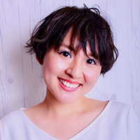 大貫詩織